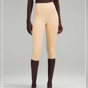 Lululemon Align HR Crop 17”